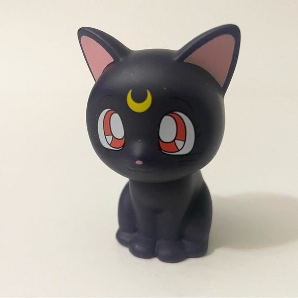 Sailor Moon Mini Luna Figure Guardian Cat 2.5” Tall - Picture 7 of 11